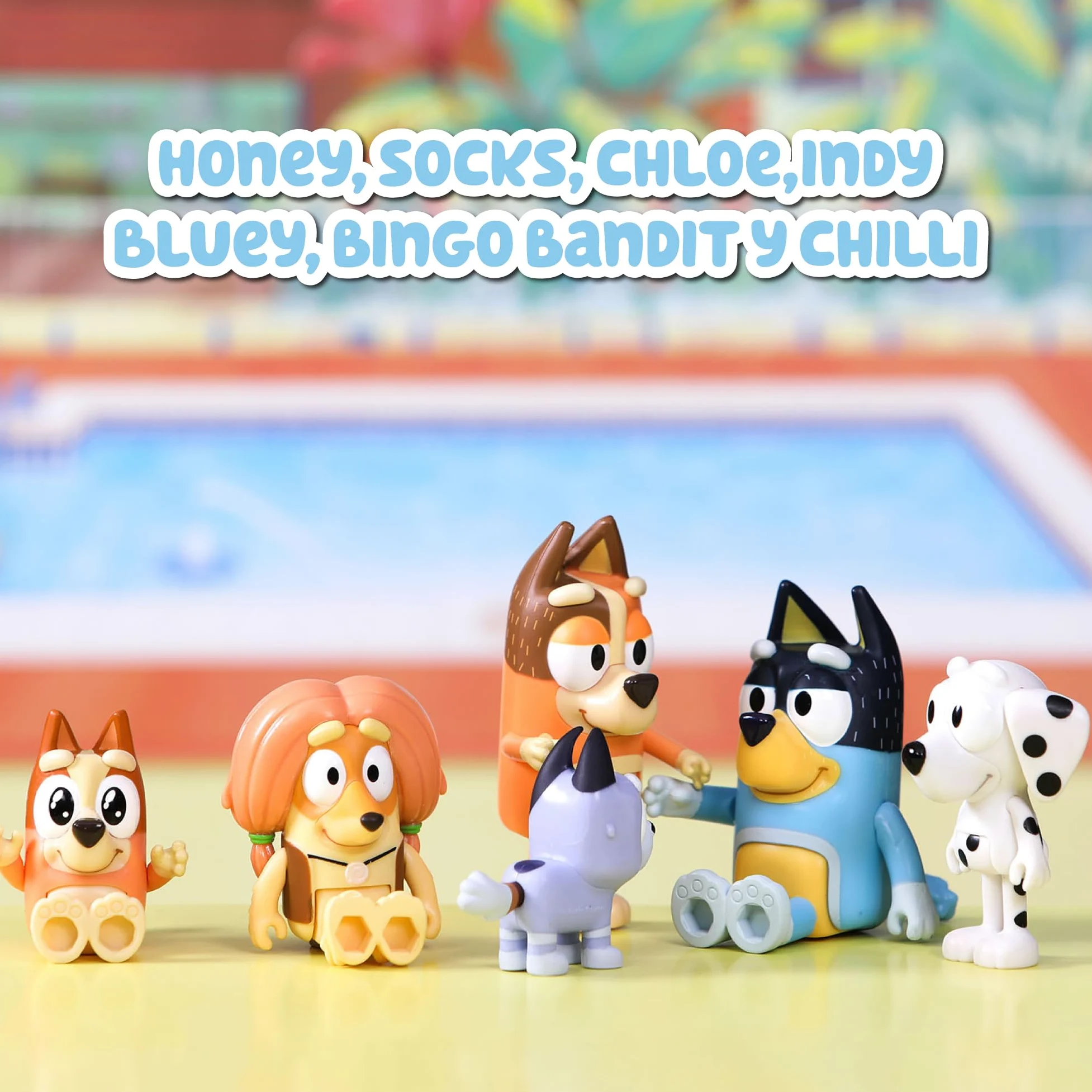 BLUEY - Confezione da 8 figure Famiglia e Compagni del Cole, Figure articolate, bambole da 6 a 8 cm, collezione di personaggi della serie di disegni per bambini, ragazzi e ragazze +3 anni, famoso