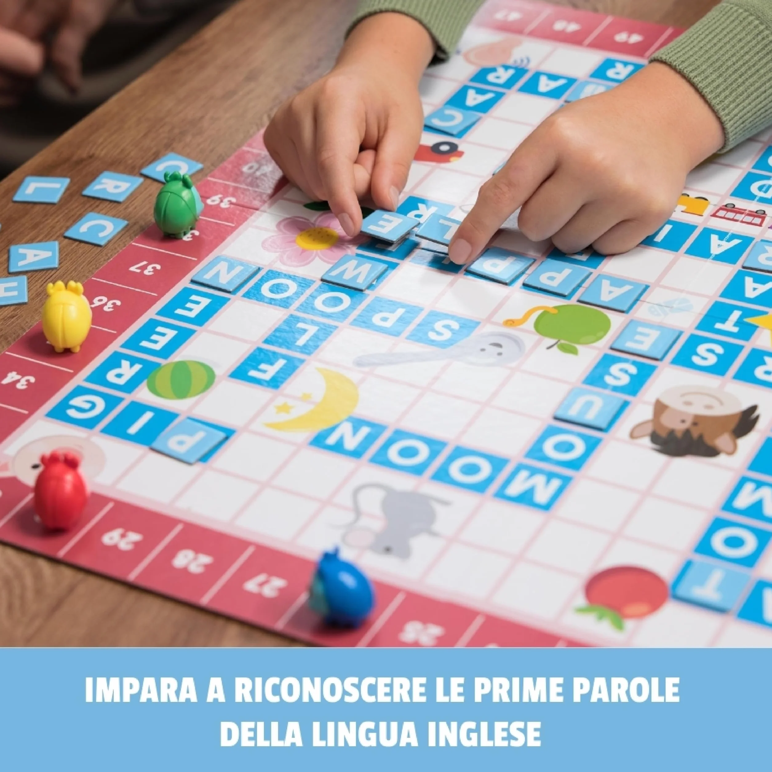 Editrice Giochi, Il Mio Primo Scarabeo Edizione Italiano-Inglese, Gioco da Tavolo, Gioco per Apprendimento di Lettere e Parole, Giochi da Tavolo per Bambini, da 2 a 4 Giocatori, 4+ Anni
