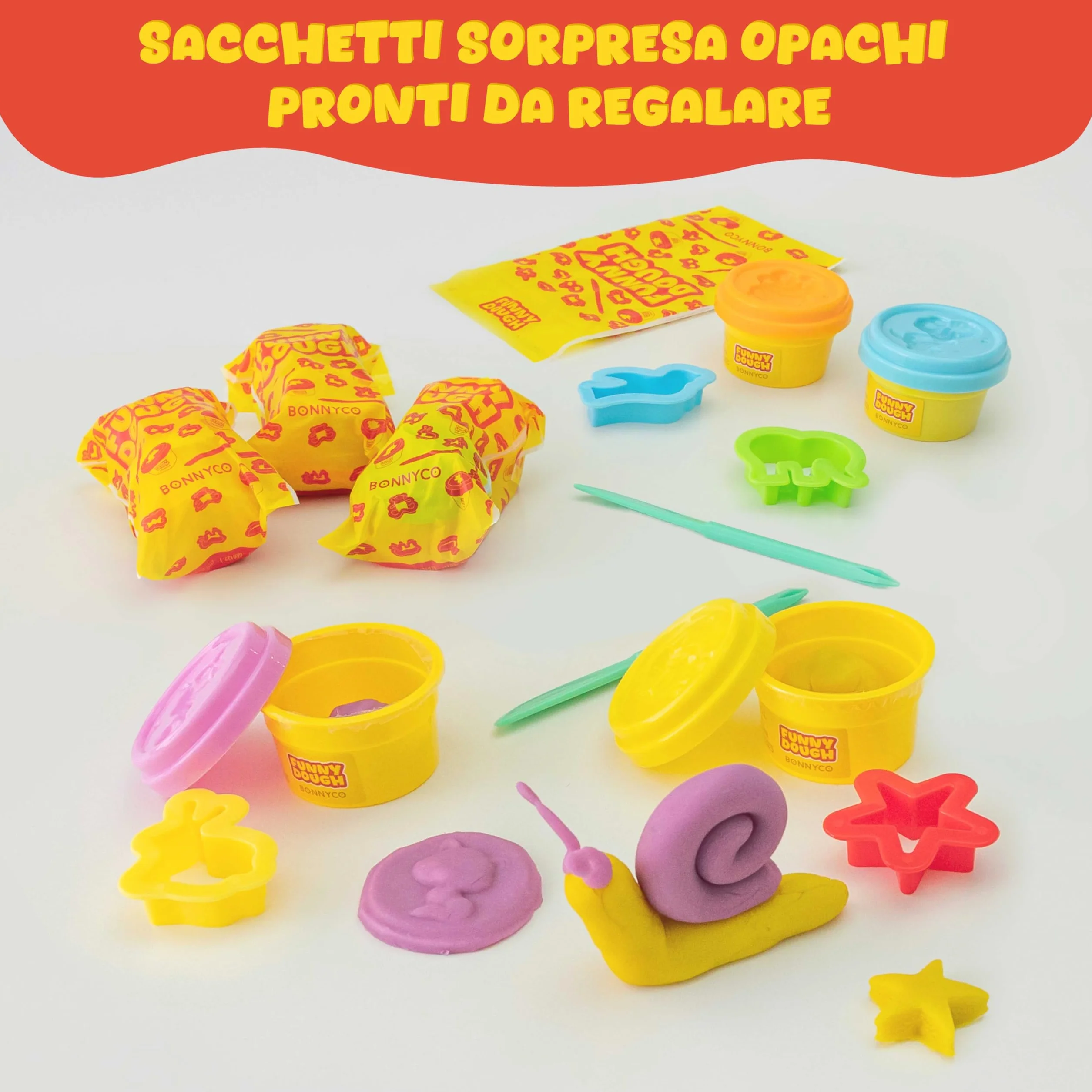 BONNYCO Set Plastilina per Bambini con Stampini e Sacchettini Regalo, 16 Pezzi