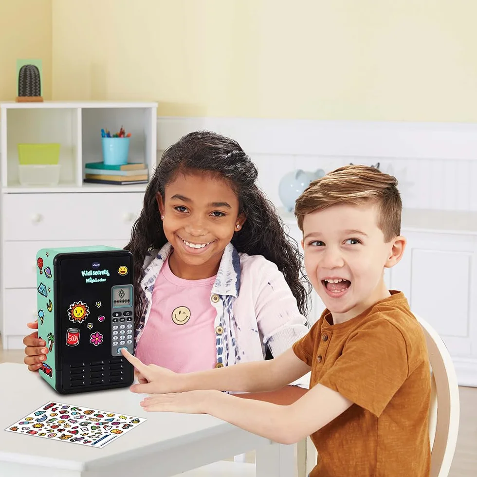 VTech KidiSecrets Magic Locker, Cassaforte Interattiva con Codice Segreto, Inclusi 3 Giochi Educativi, Sticker per Personalizzare il Locker, Lingua Italiana, Batterie Incluse, 6-12 Anni