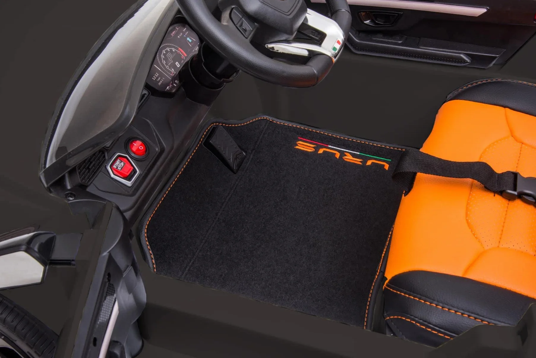 Macchina Elettrica per Bambini Lamborghini Urus 12v Full Optional con Sedile in Pelle e Tappetini Auto Elettrica per Bambini con Telecomando Nero