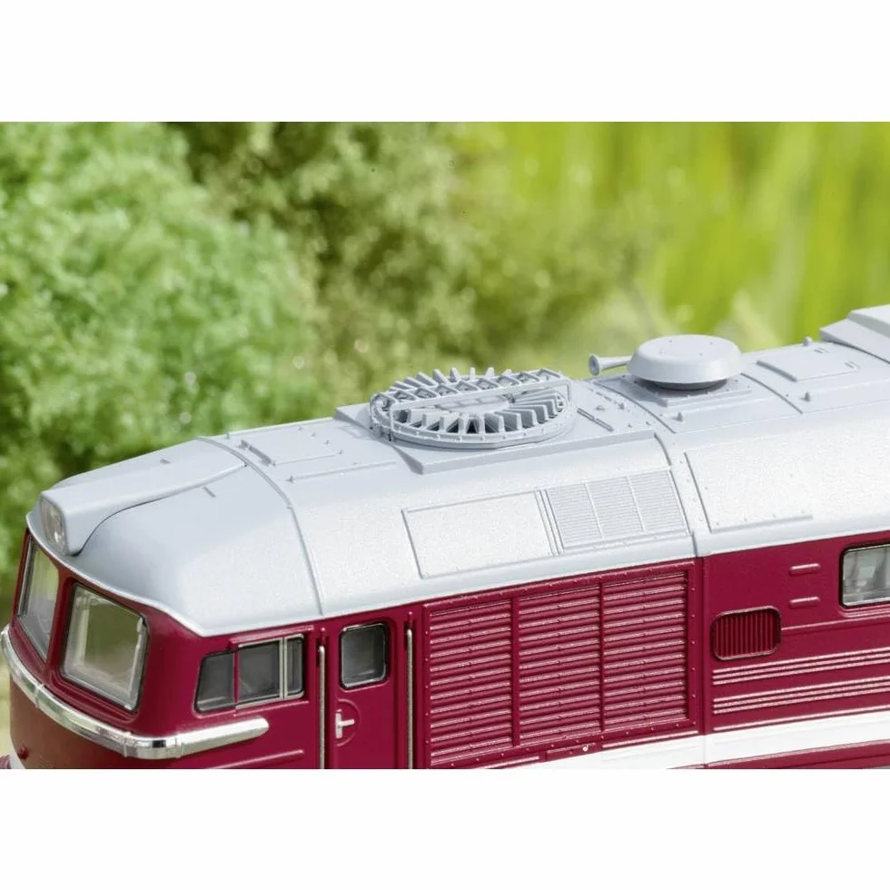 Locomotiva diesel seria 220