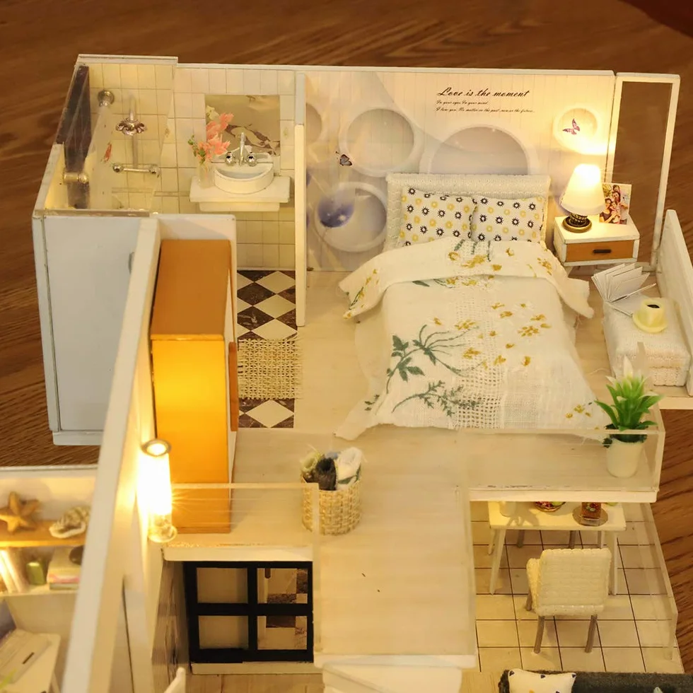 GuDoQi Miniatura Casa Delle Bambole, Kit Casa Bambole In Legno 3D Con Mobili E Musica, Luce A Led, Mini Kit Casa Fatta a Mano da Costruire, Simple Life House