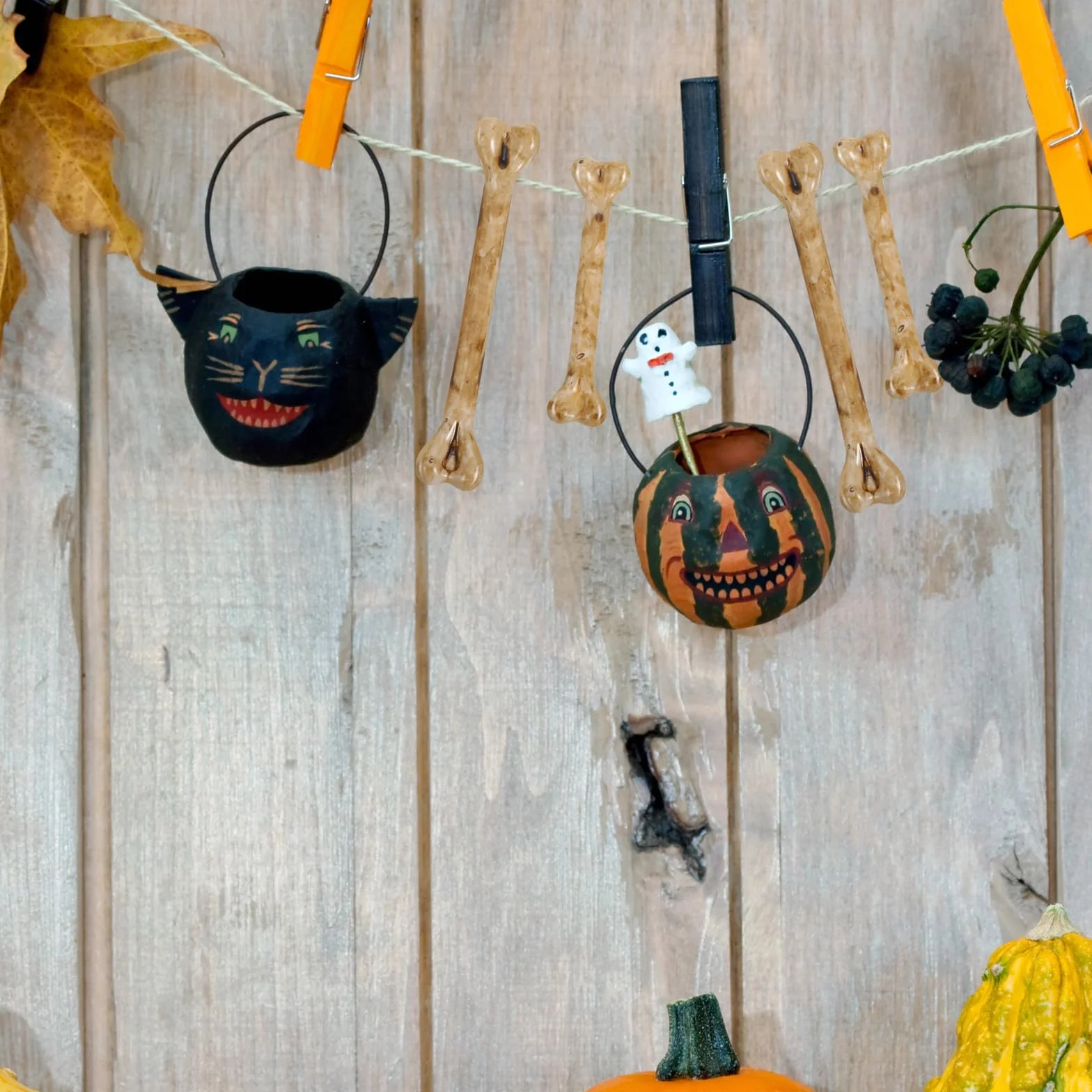 Set di 20 Ossa Finte Halloween in Plastica Aspetto Realistico per Decorazioni per Feste di Halloween e Scenari di Scherzi Divertenti
