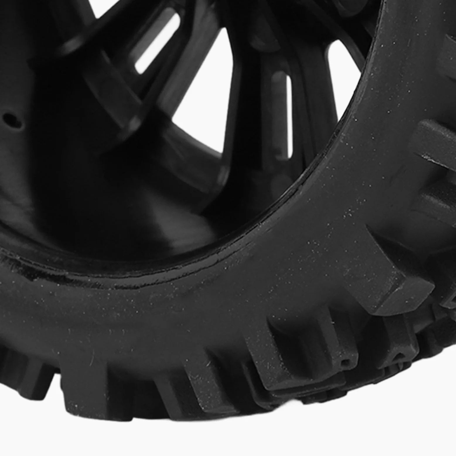Pneumatici RC fuoristrada per auto radiocomandate in scala 1:8, ruote con profilo aggressivo, design esagonale 17 mm per una presa eccellente e una facile installazione