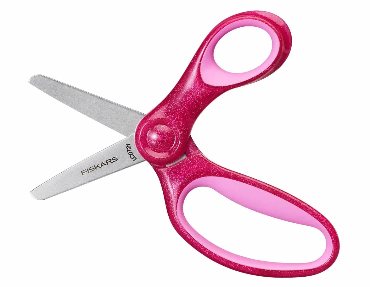 Fiskars Forbici per bambini, A partire da 6 anni, Lunghezza 13 cm, Per destrimani e mancini, Lame in metallo/Impugnature in plastica, Rosa, Glitter, 1064074